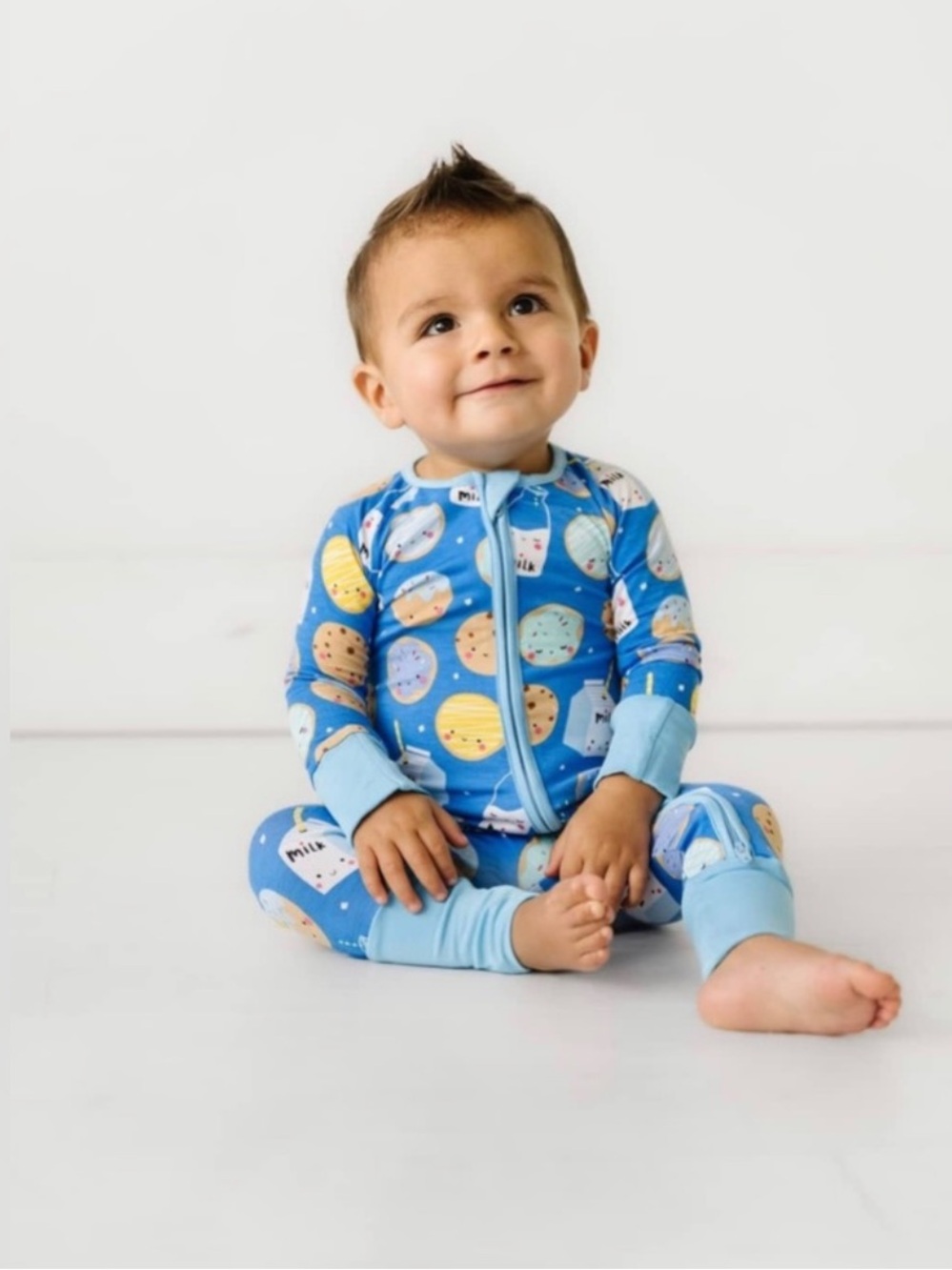 Excellent Little Sleepies Cookies and Milk Zippy Bamboo Sleeper size: 3-6 months